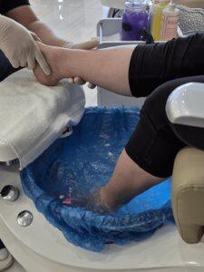pedicure petals 