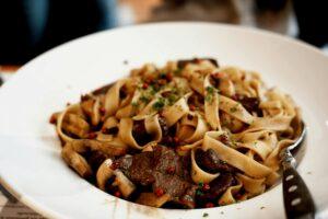 beef mushroom noodles