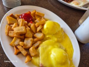 Eggs Benedict