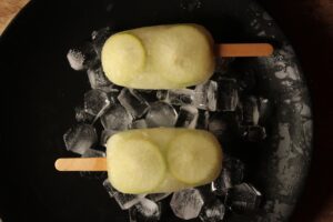 banana yogurt popsicle